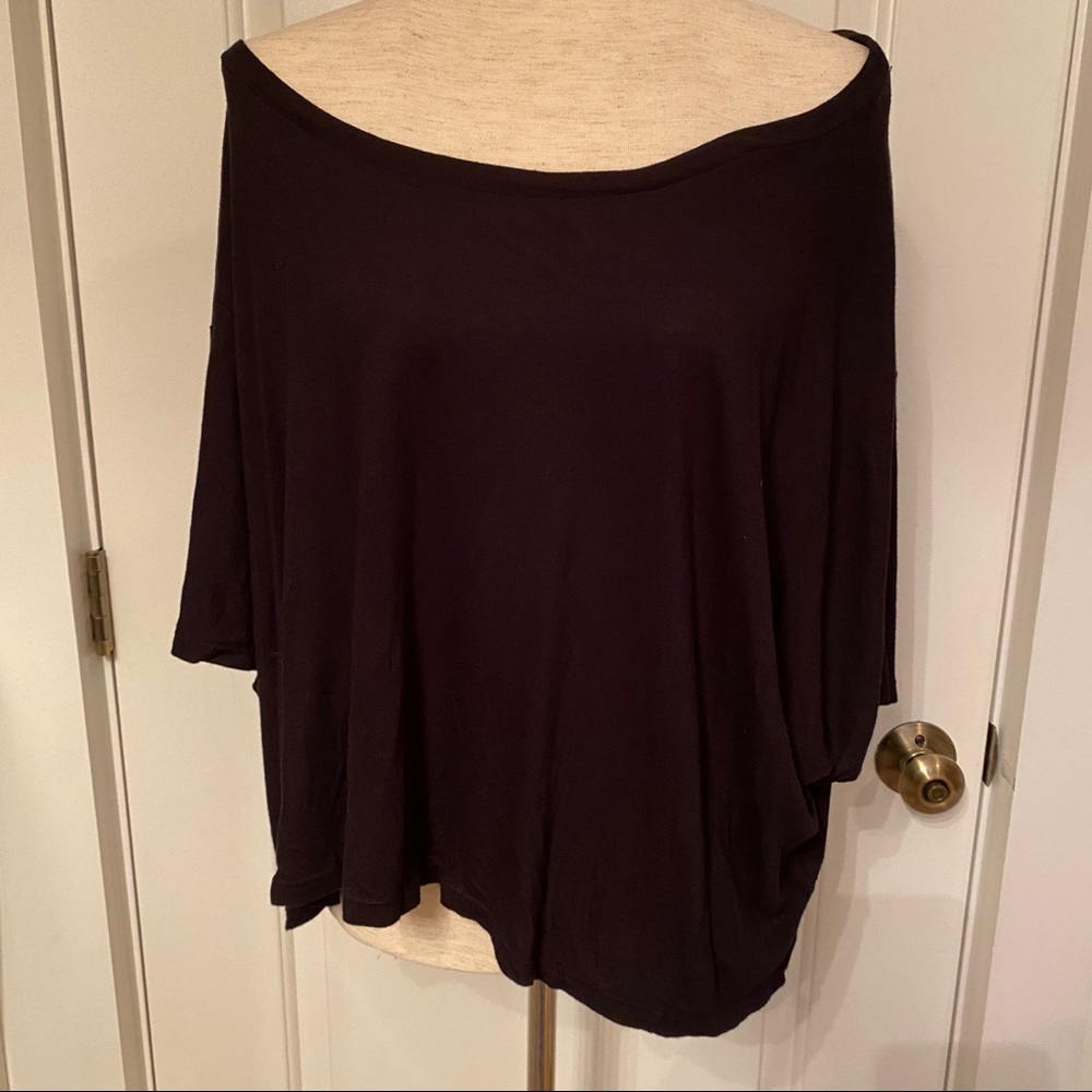 MOCO LOS ANGELES TOP TEE BLACK OFF SHOULDER SMALL